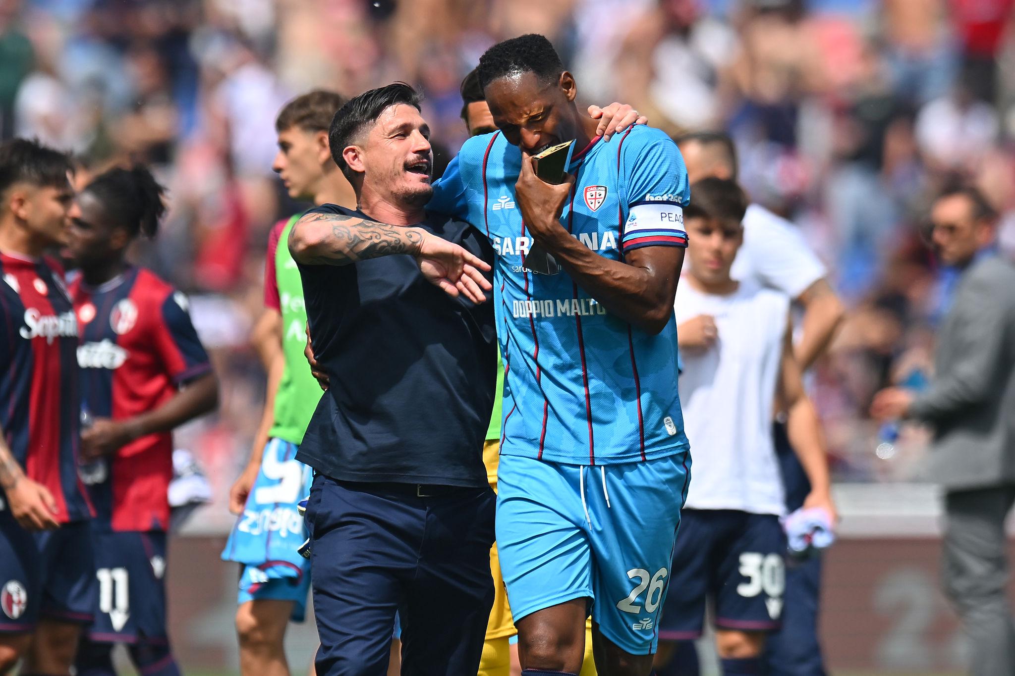 Góc Nhìn 32WIN: HLV Cagliari Pisacane: Mina trở lại, Yukinari Sugawara có thể ra sâ